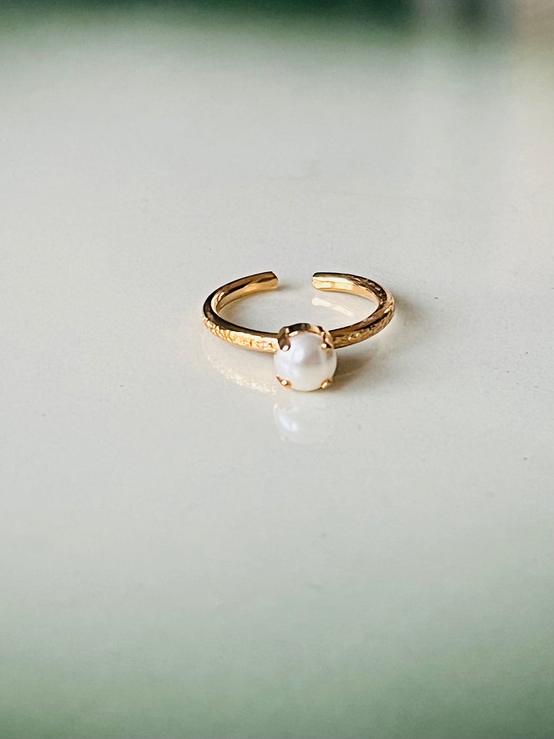 Caroline Svedbom ringer Natti ring - pearl