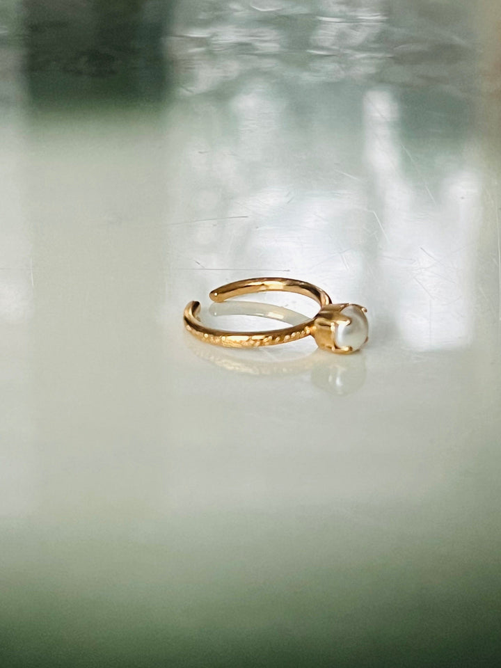 Caroline Svedbom ringer Natti ring - pearl