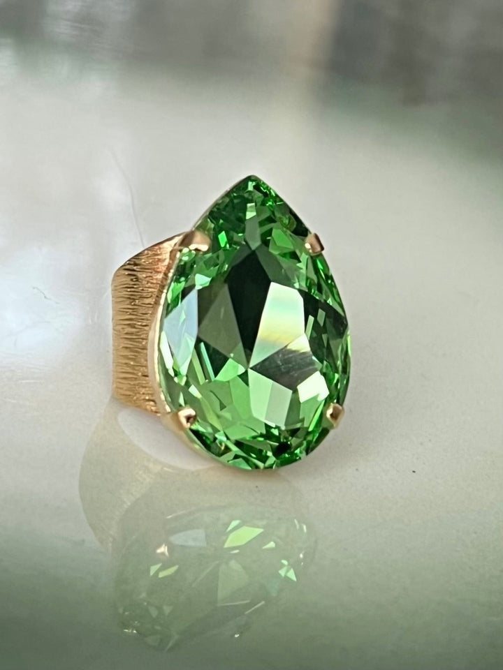 Caroline Svedbom ringer Perfect drop ring - peridot