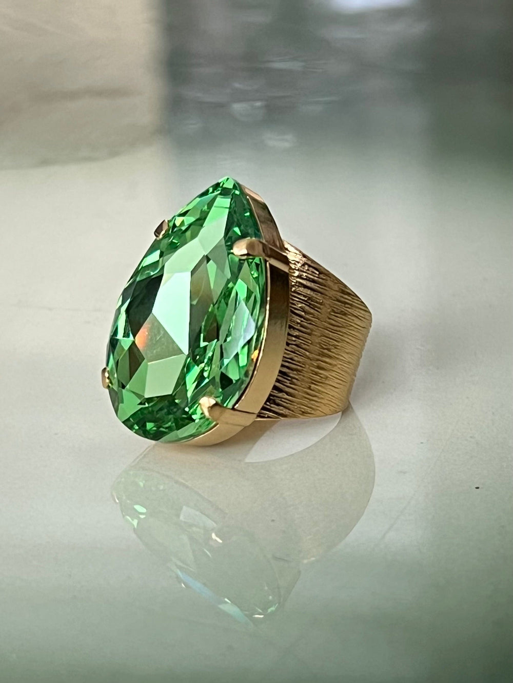 Caroline Svedbom ringer Perfect drop ring - peridot