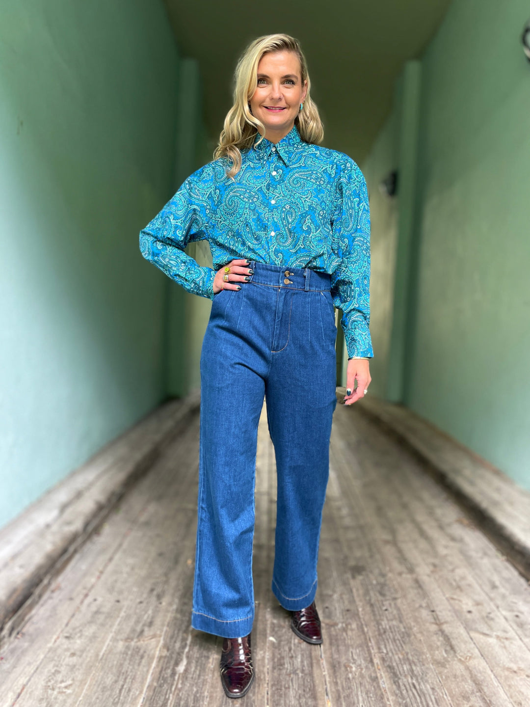 Dianas Vintage Bluser Karro shirt paisley skjorte i bomull med paisleymønster i blått og grønt etisk produsert