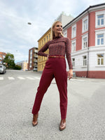Last inn bildet i Galleri-visningsprogrammet, Dianas Vintage bukser Frida Pants - bukse med høyt liv - burgunder
