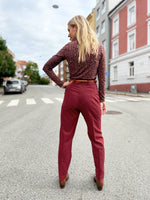 Last inn bildet i Galleri-visningsprogrammet, Dianas Vintage bukser Frida Pants - bukse med høyt liv - burgunder
