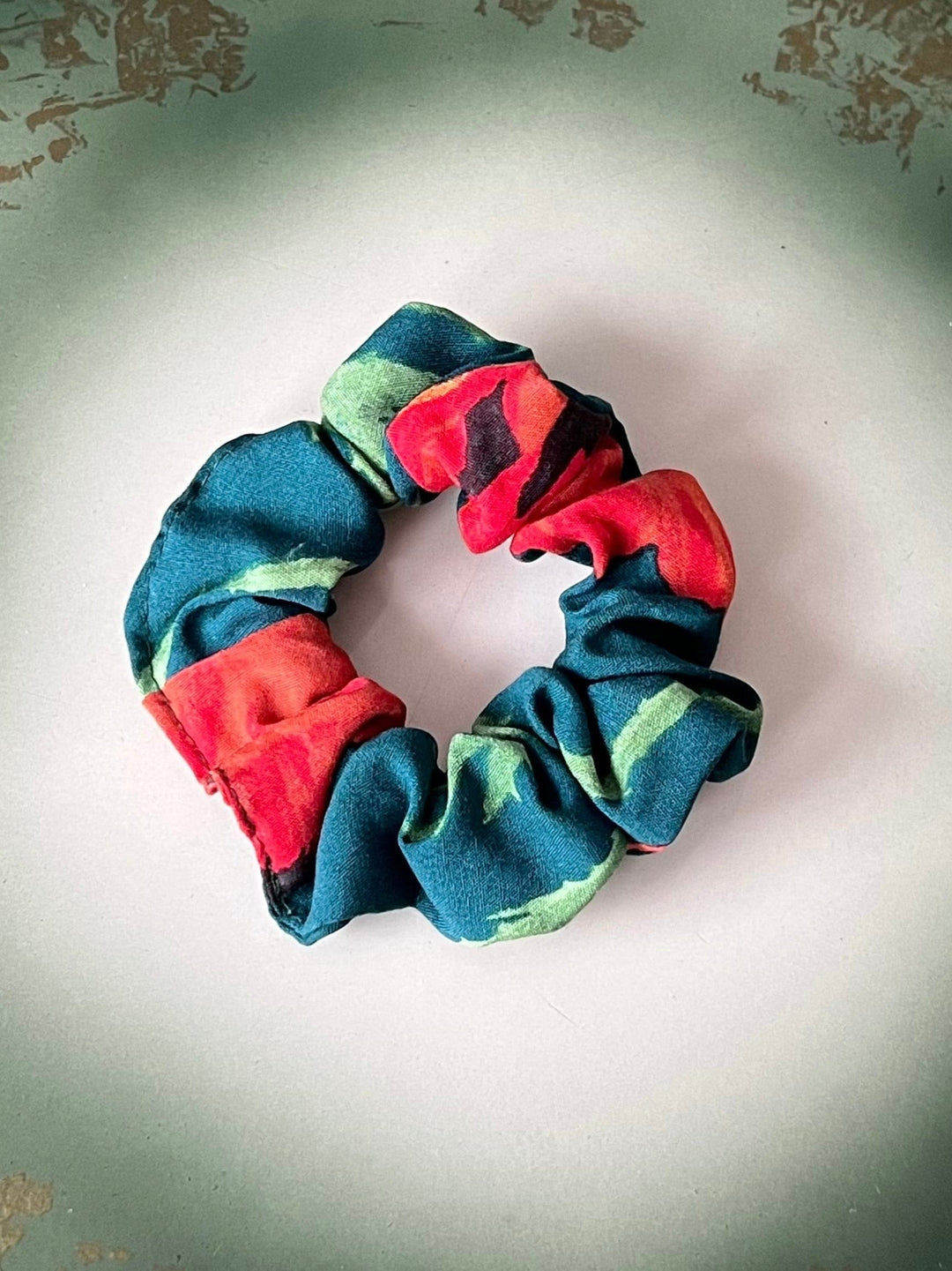 Dianas Vintage hårpynt Scrunchie av restestoff liten - poppy green