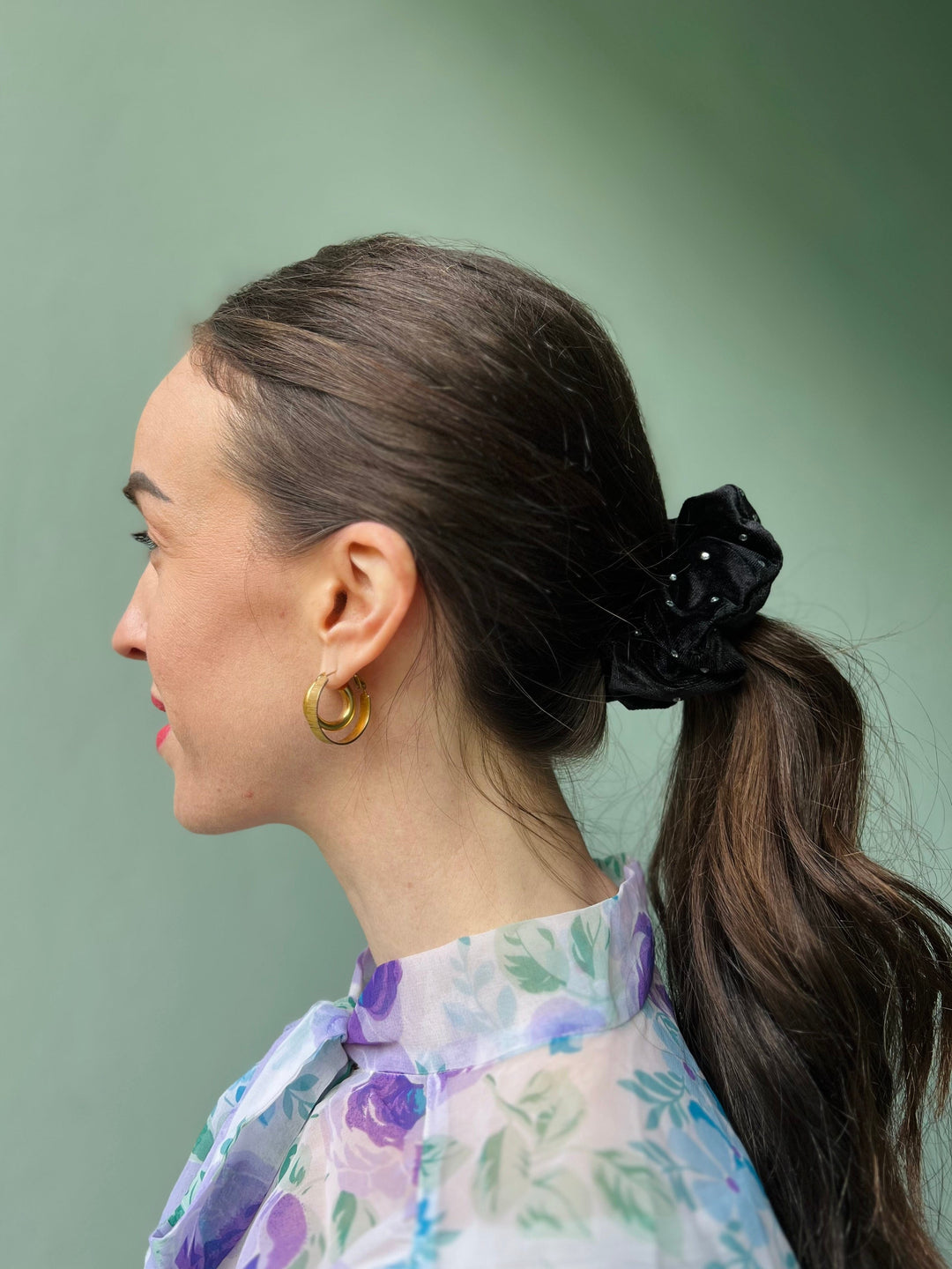 Dianas Vintage hårpynt Scrunchie av restestoff liten - svart med strass