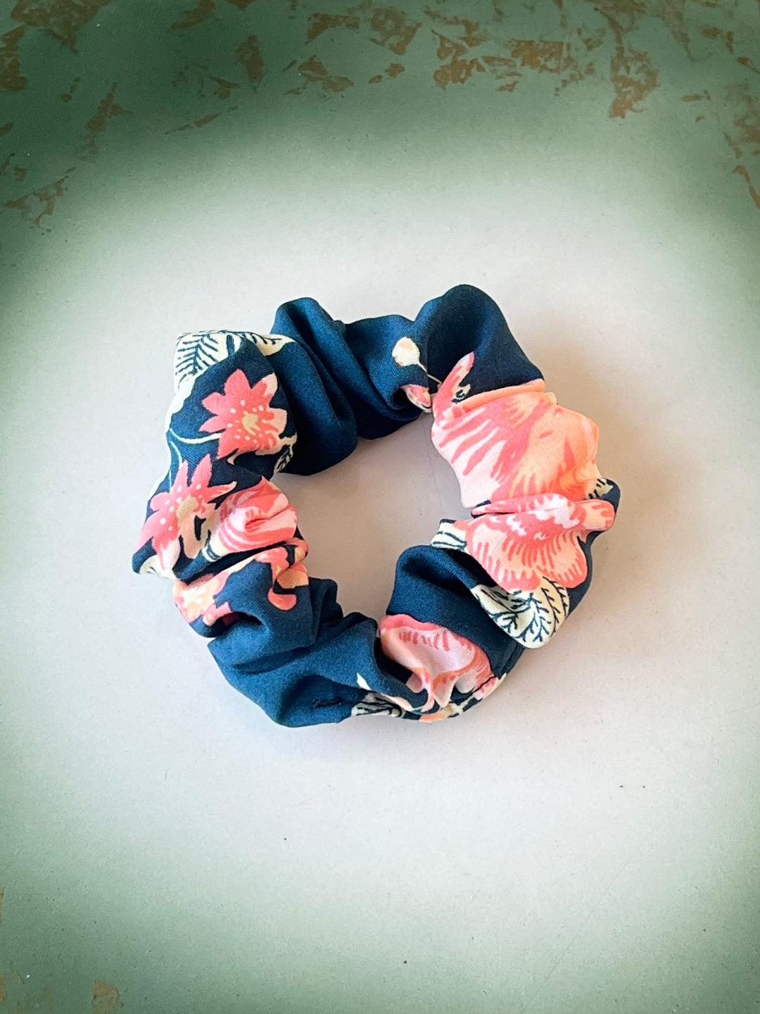 Dianas Vintage hårpynt Scrunchie av restestoff liten - ziggy floral