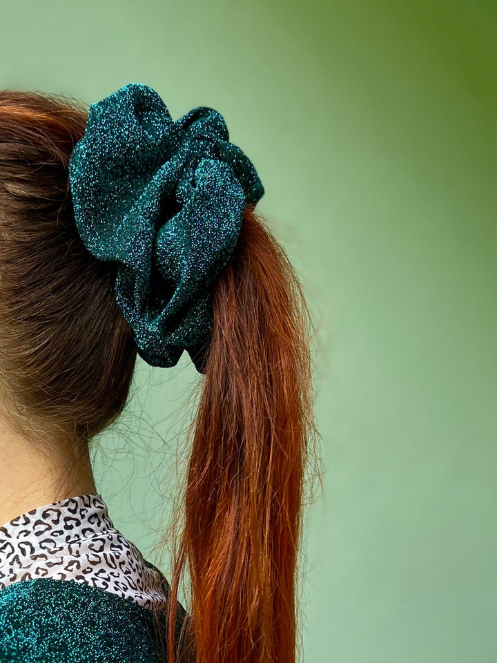 Dianas Vintage hårpynt Scrunchie av restestoff stor - blå lurex