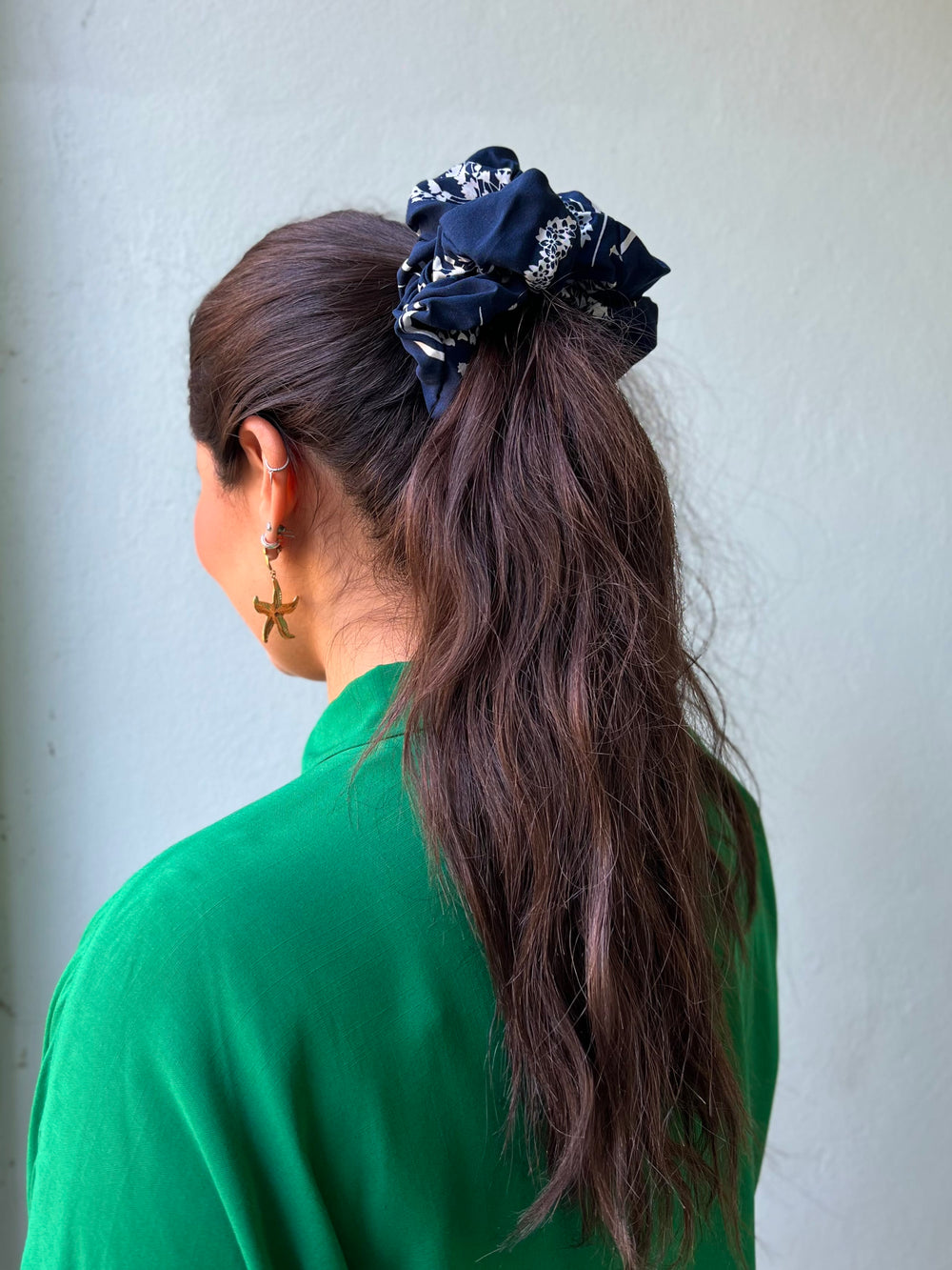 Dianas Vintage hårpynt Scrunchie av restestoff stor - blue dream