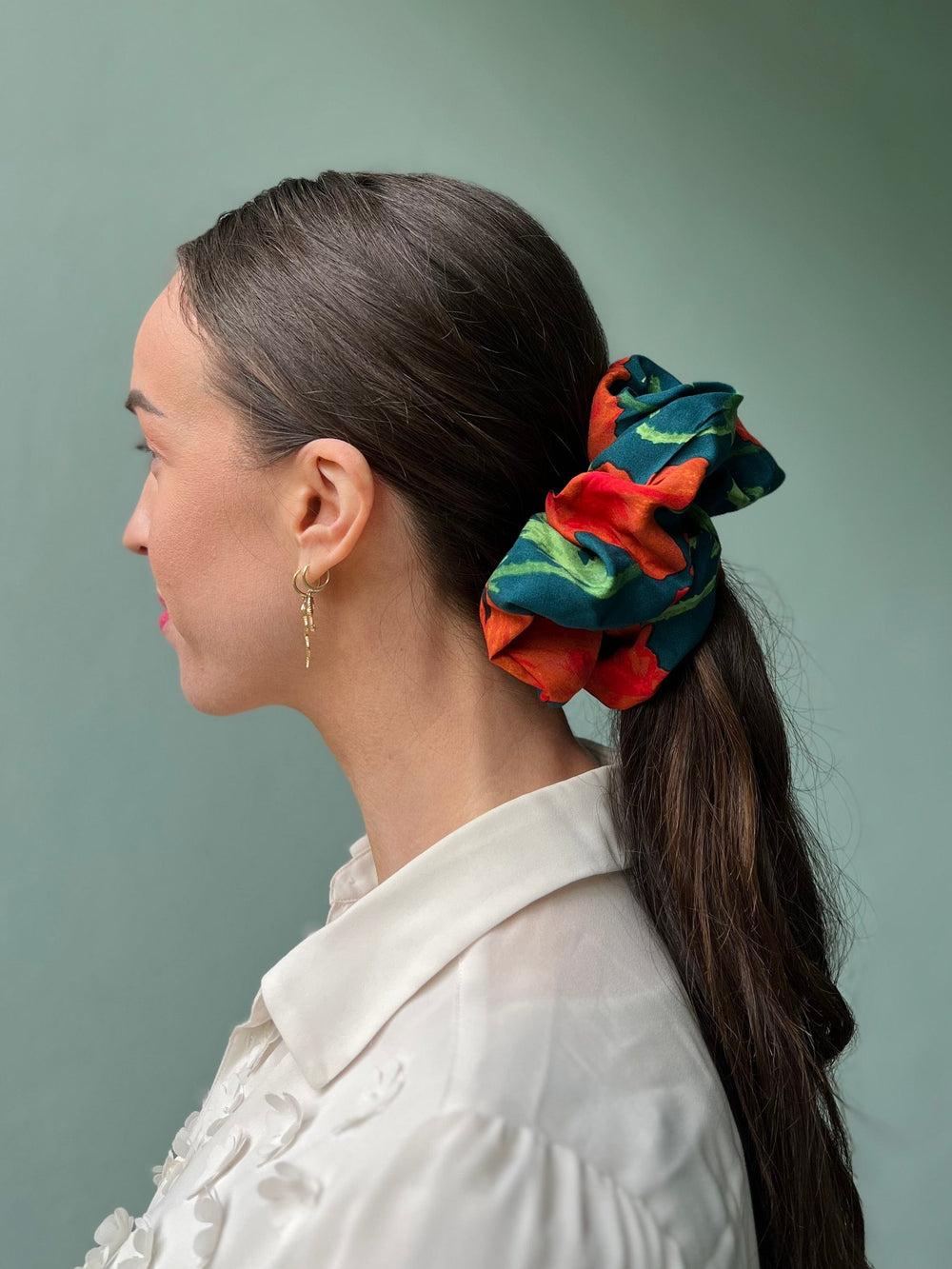 Dianas Vintage hårpynt Scrunchie av restestoff stor - poppy green