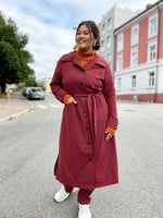 Last inn bildet i Galleri-visningsprogrammet, Dianas Vintage kåper Franz Coat - burgunder
