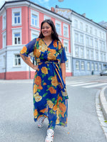 Last inn bildet i Galleri-visningsprogrammet, Dianas Vintage kjoler Garden dress - roses
