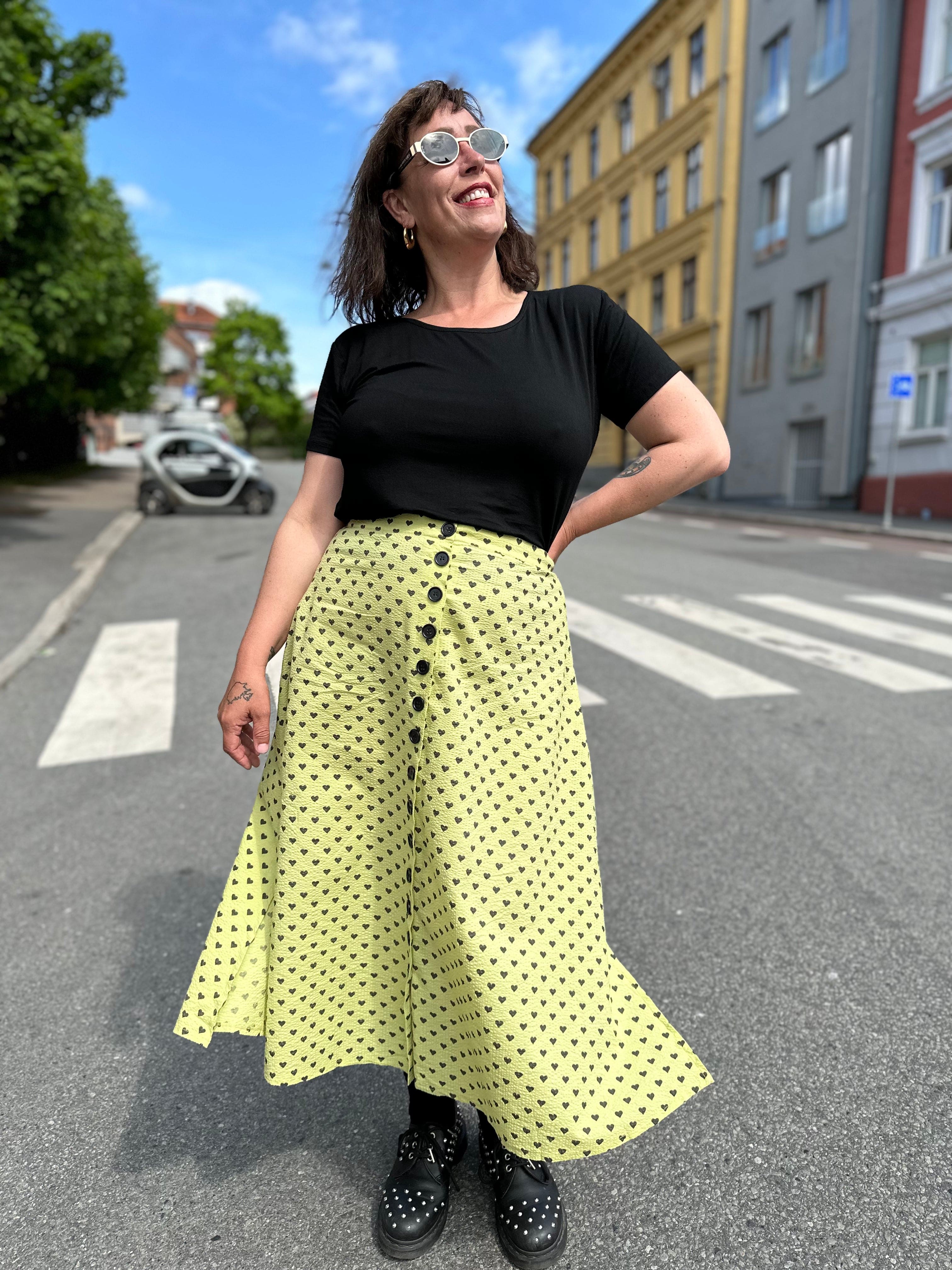 Dianas Vintage skjørt Betty Button skirt - hearts