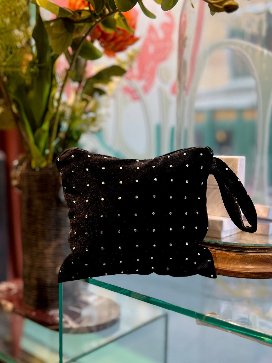 Dianas Vintage Sminkepung Sminkepung av restestoff -  svart velour med strass