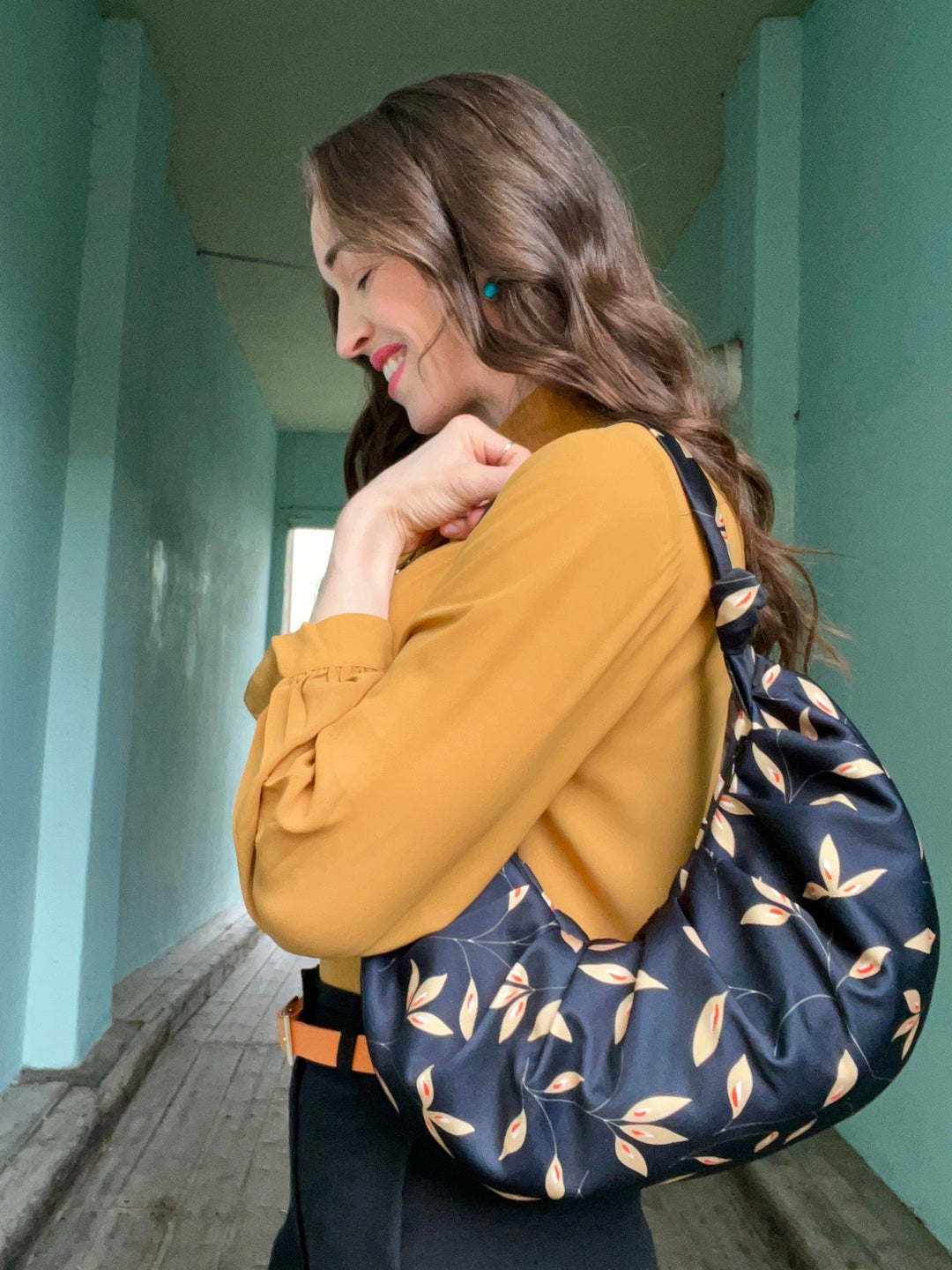 Dianas Vintage vesker Veske av restestoff - blader