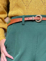 Last inn bildet i Galleri-visningsprogrammet, Frøken Dianas salonger belter Smalt belte tvunnet - brun
