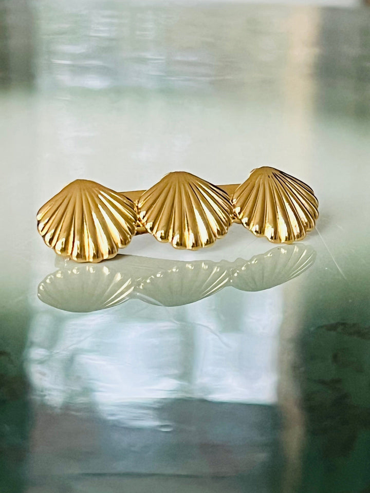 Frøken Dianas salonger Hårpynt Hårklemme skjell tre på rad - gull