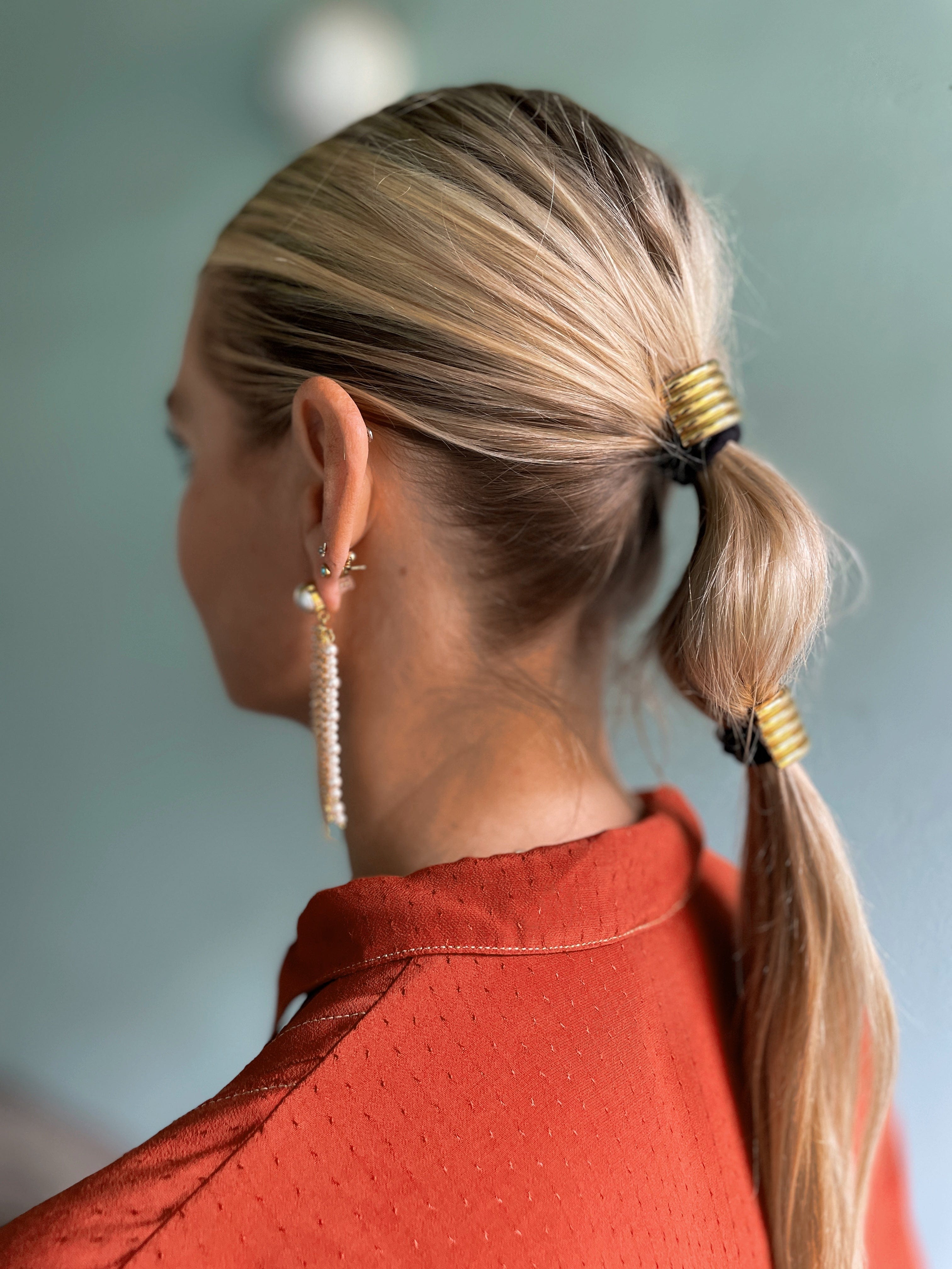 Frøken Dianas salonger Hårpynt Hårpynt - tre lags cuff - gull