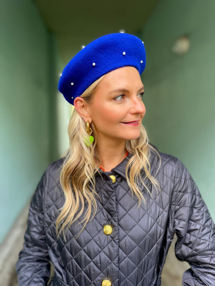 Frøken Dianas salonger Luer Alpelue med perler - blue