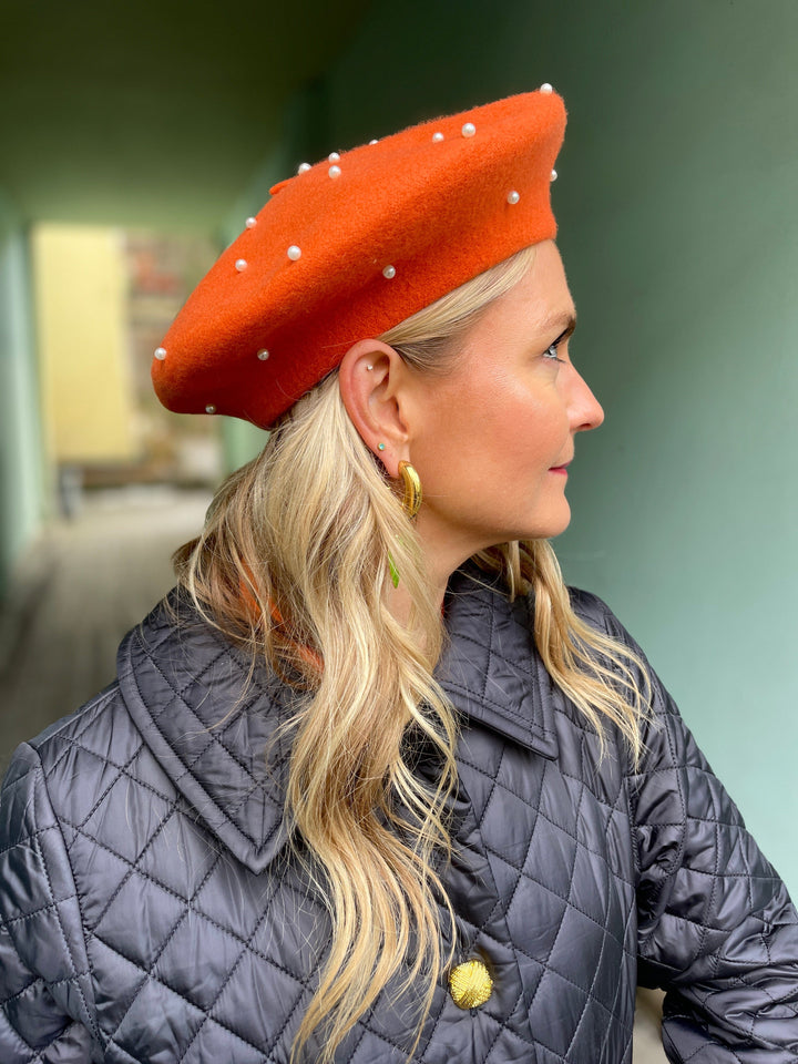 Frøken Dianas salonger Luer Alpelue med perler - orange