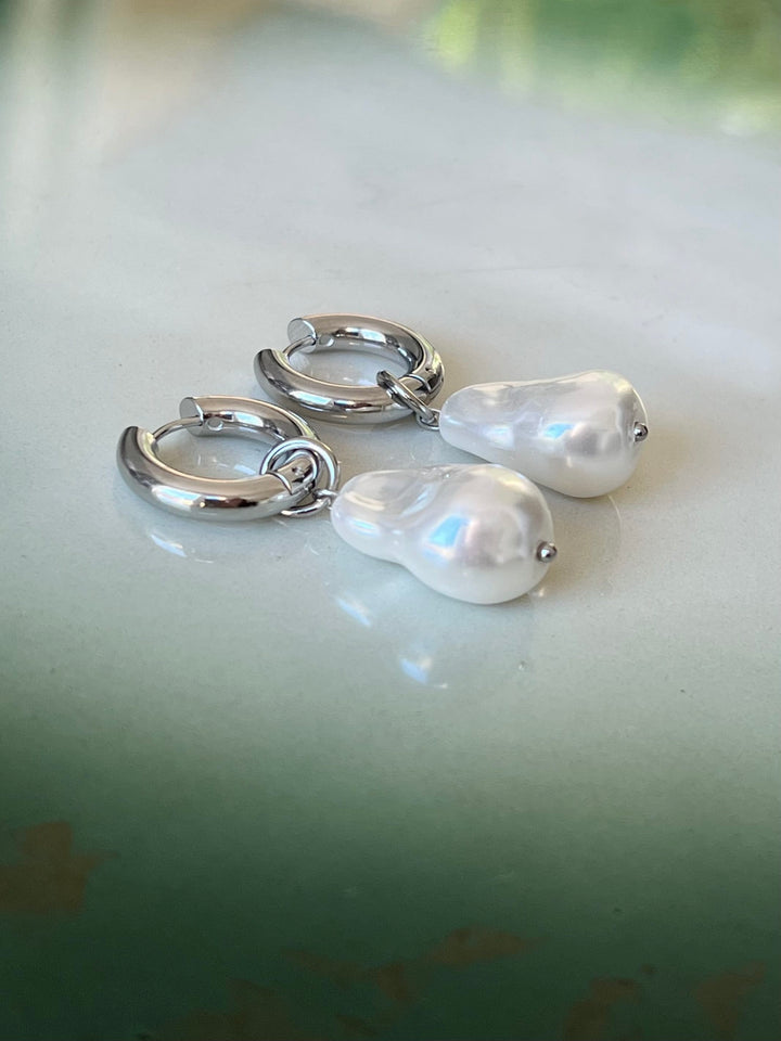 Frøken Dianas salonger øredobber Chunky hoops med perle - sølv