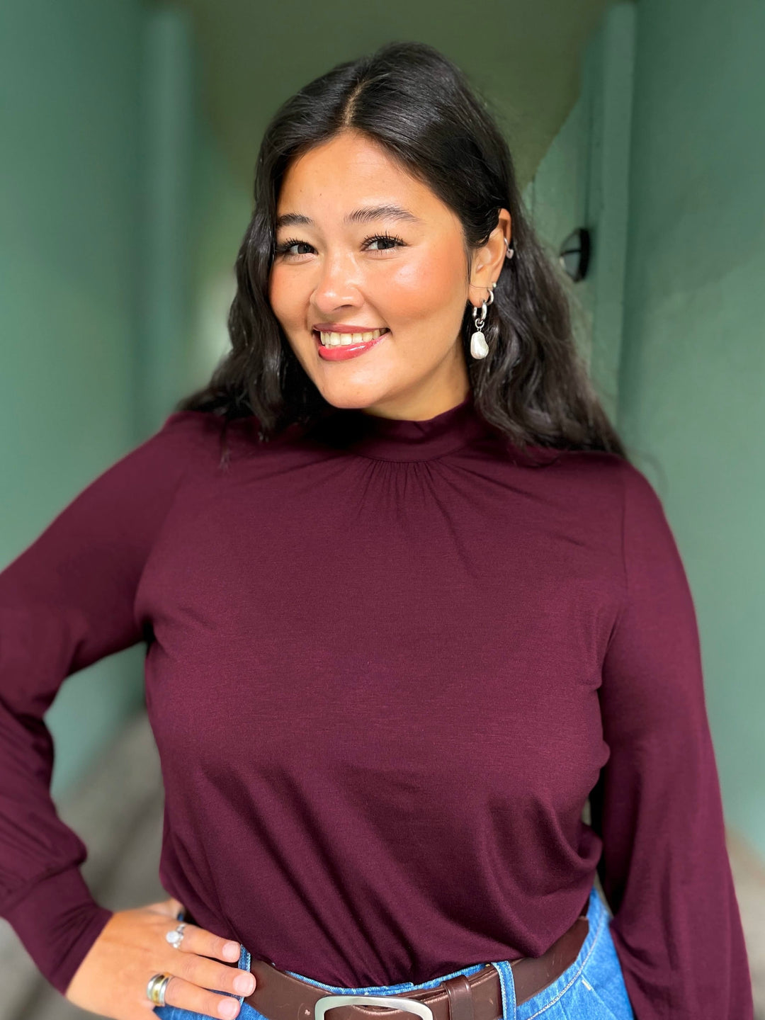 Frøken Dianas salonger øredobber Chunky hoops med perle - sølv