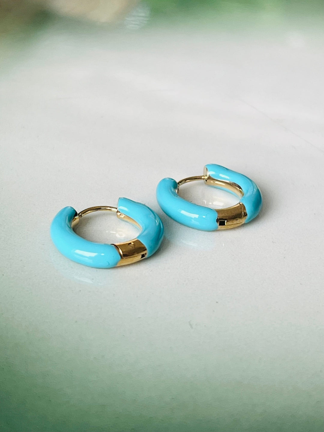 Frøken Dianas salonger øredobber Øredobber glossy hoops turkis