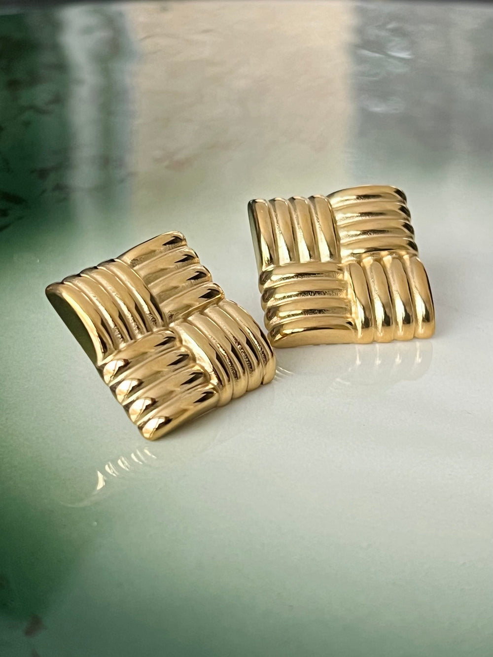 Frøken Dianas salonger øredobber Øredobber gullvev