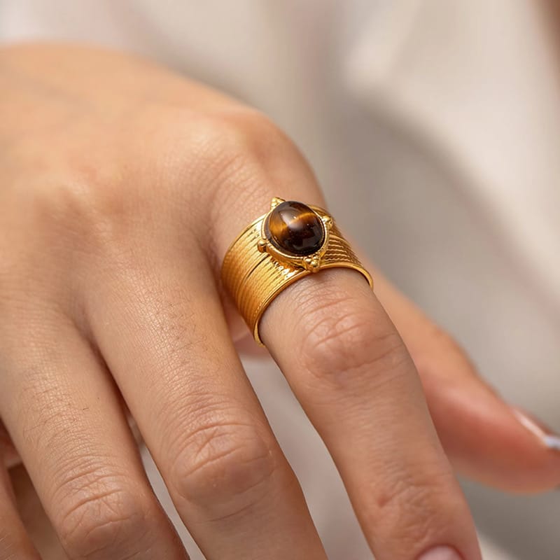 Frøken Dianas salonger ringer Ring brun glød