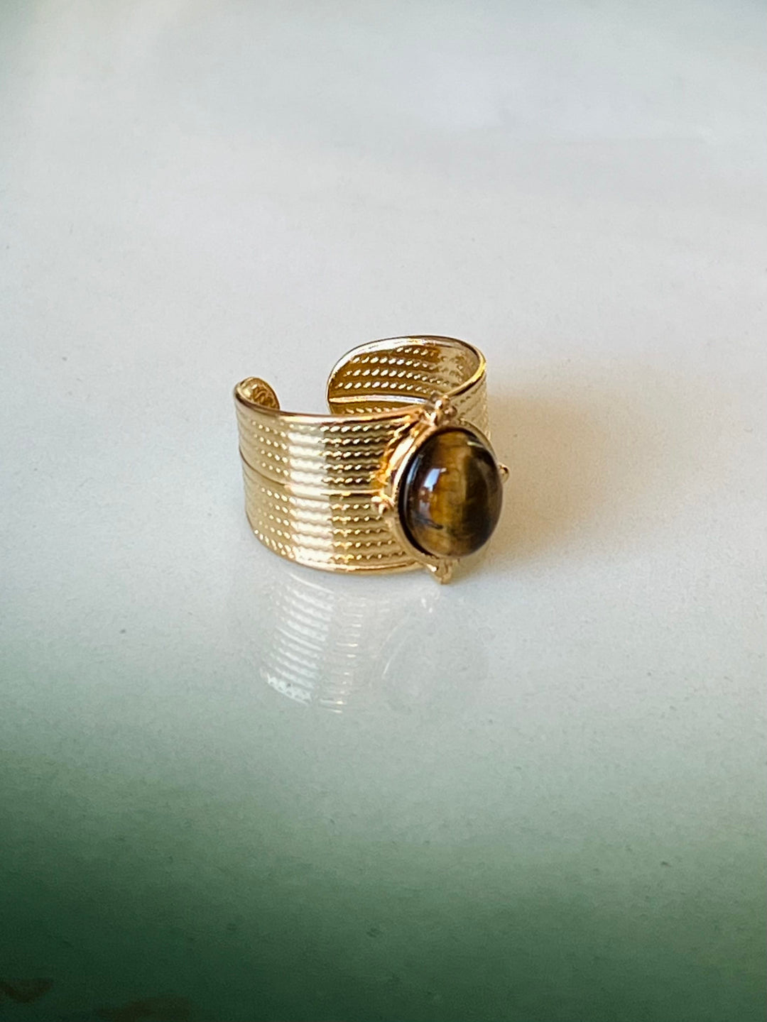 Frøken Dianas salonger ringer Ring brun glød