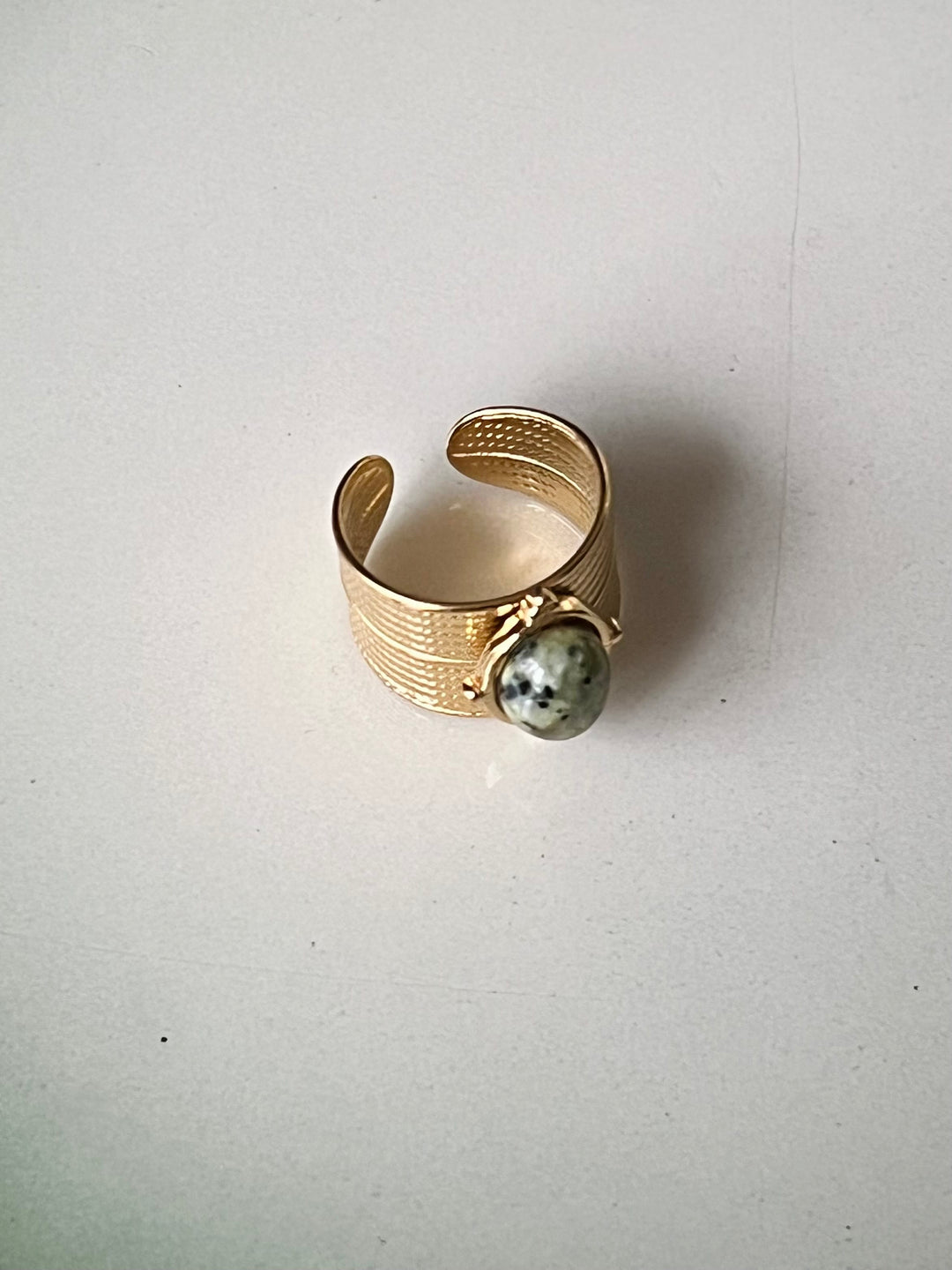 Frøken Dianas salonger ringer Ring grønn glød