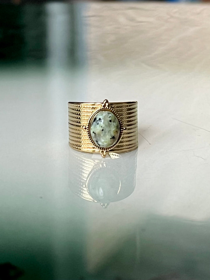 Frøken Dianas salonger ringer Ring grønn glød