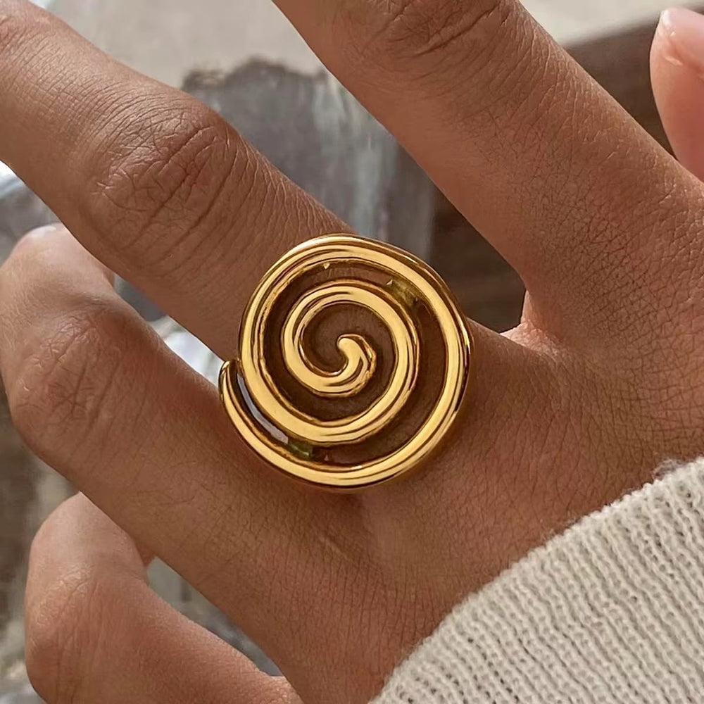 Frøken Dianas salonger ringer Ring gullsprial