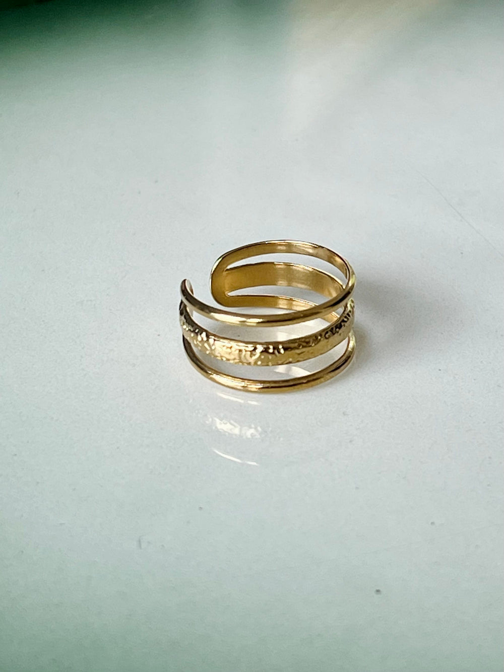 Frøken Dianas salonger ringer Ring gylne lag
