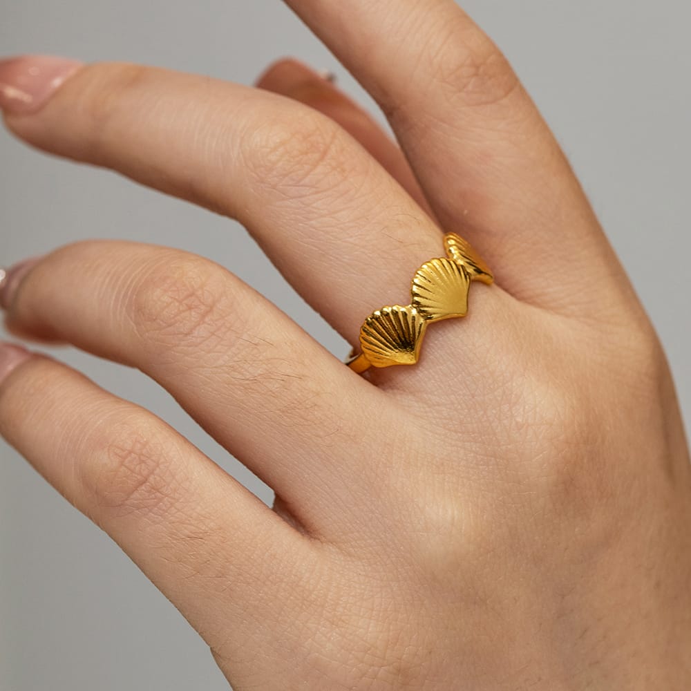 Frøken Dianas salonger ringer Ring gylne skjell