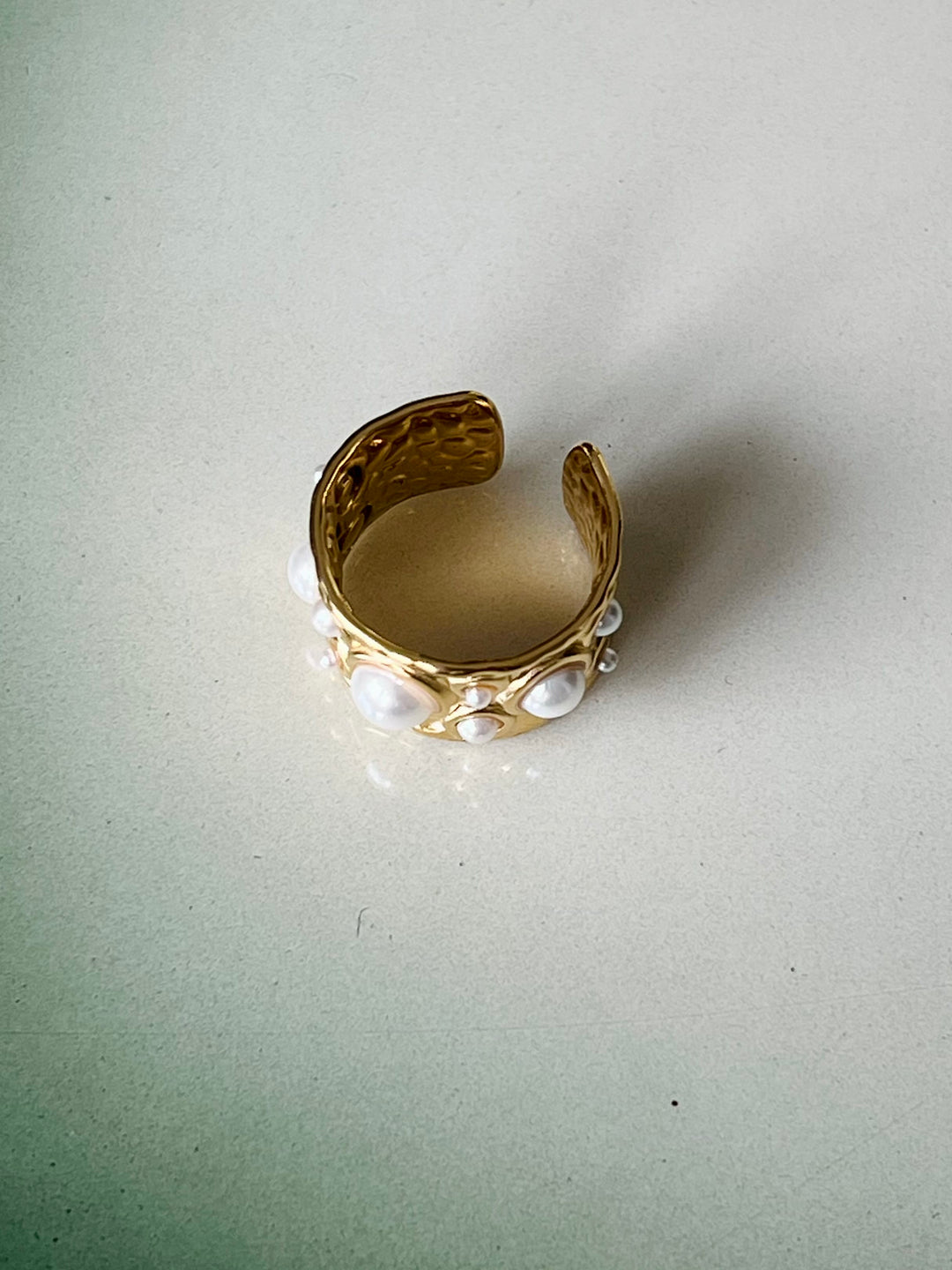 Frøken Dianas salonger ringer Ring perlegull