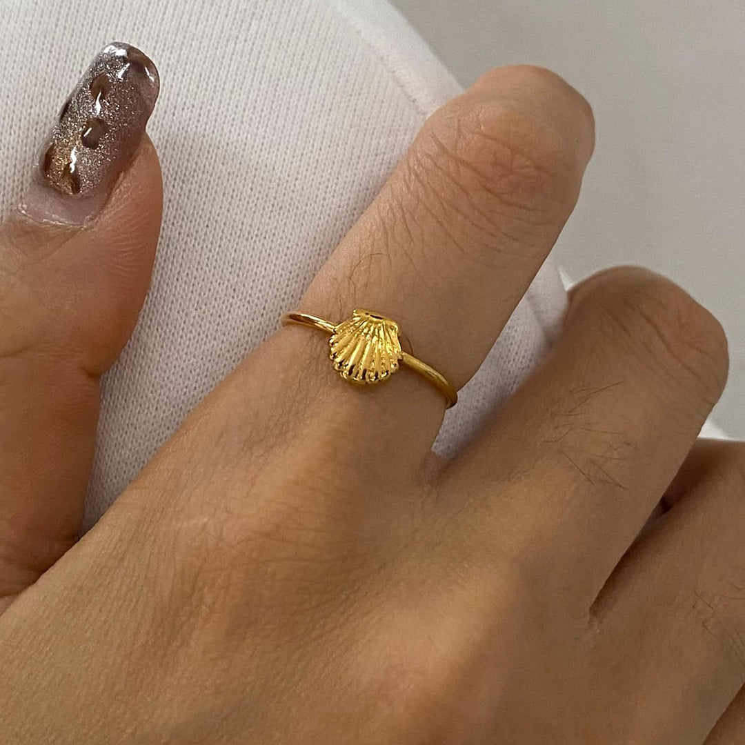 Frøken Dianas salonger ringer Ring sjøskatter