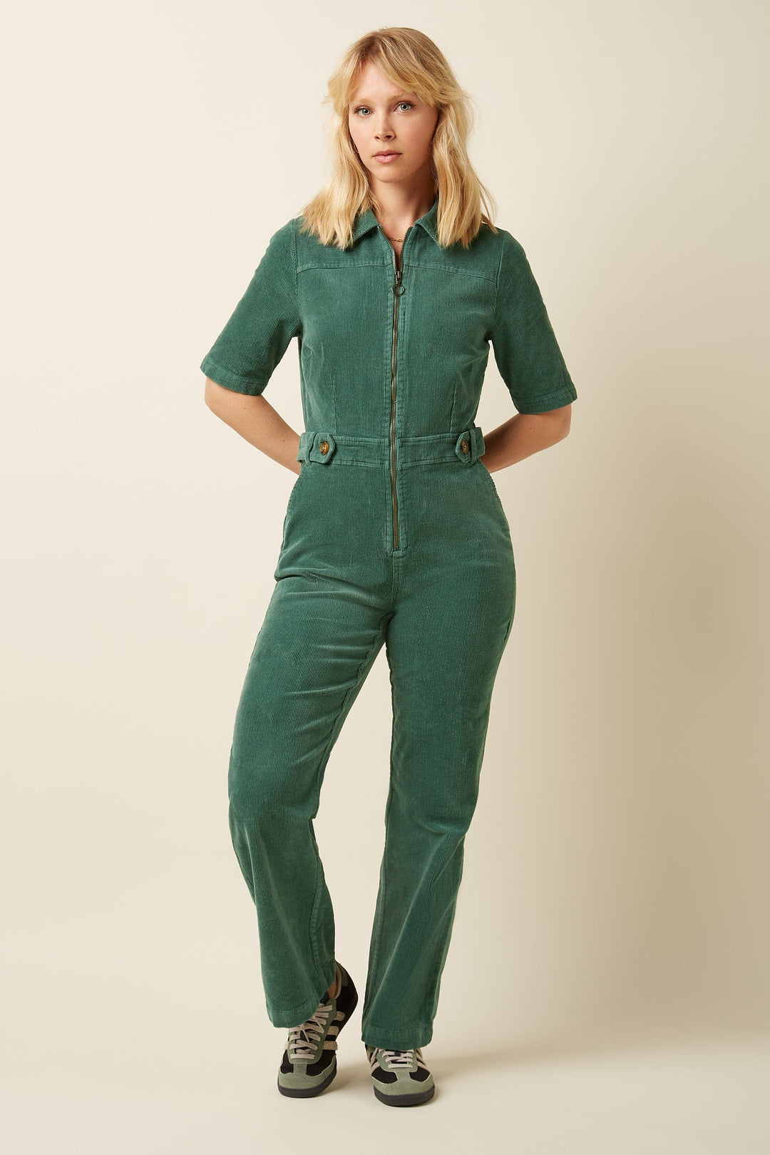 King Louie buksedresser Garbo Flare Corduroy buksedress - matchagrønn