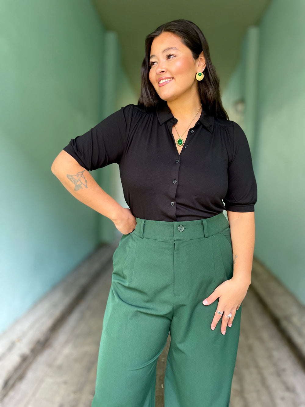 King Louie Topper Carina bluse kortermet - svart
