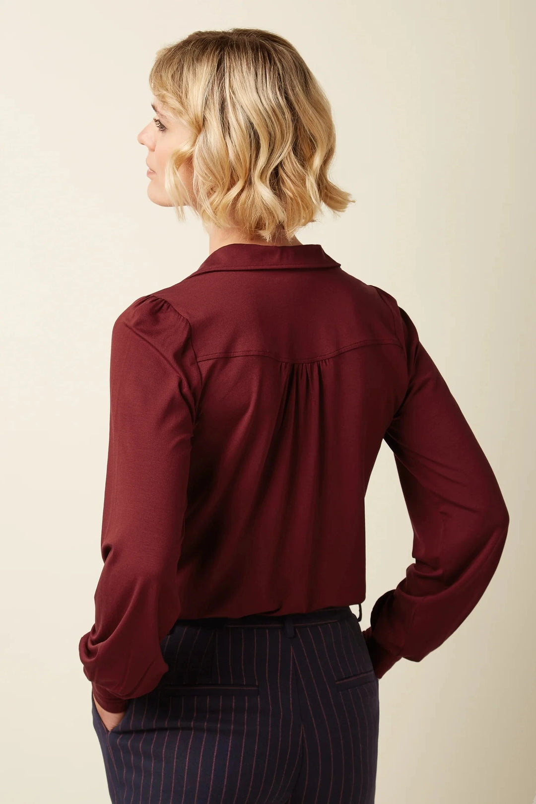 King Louie Topper Carina viskose light bluse - mørk rød
