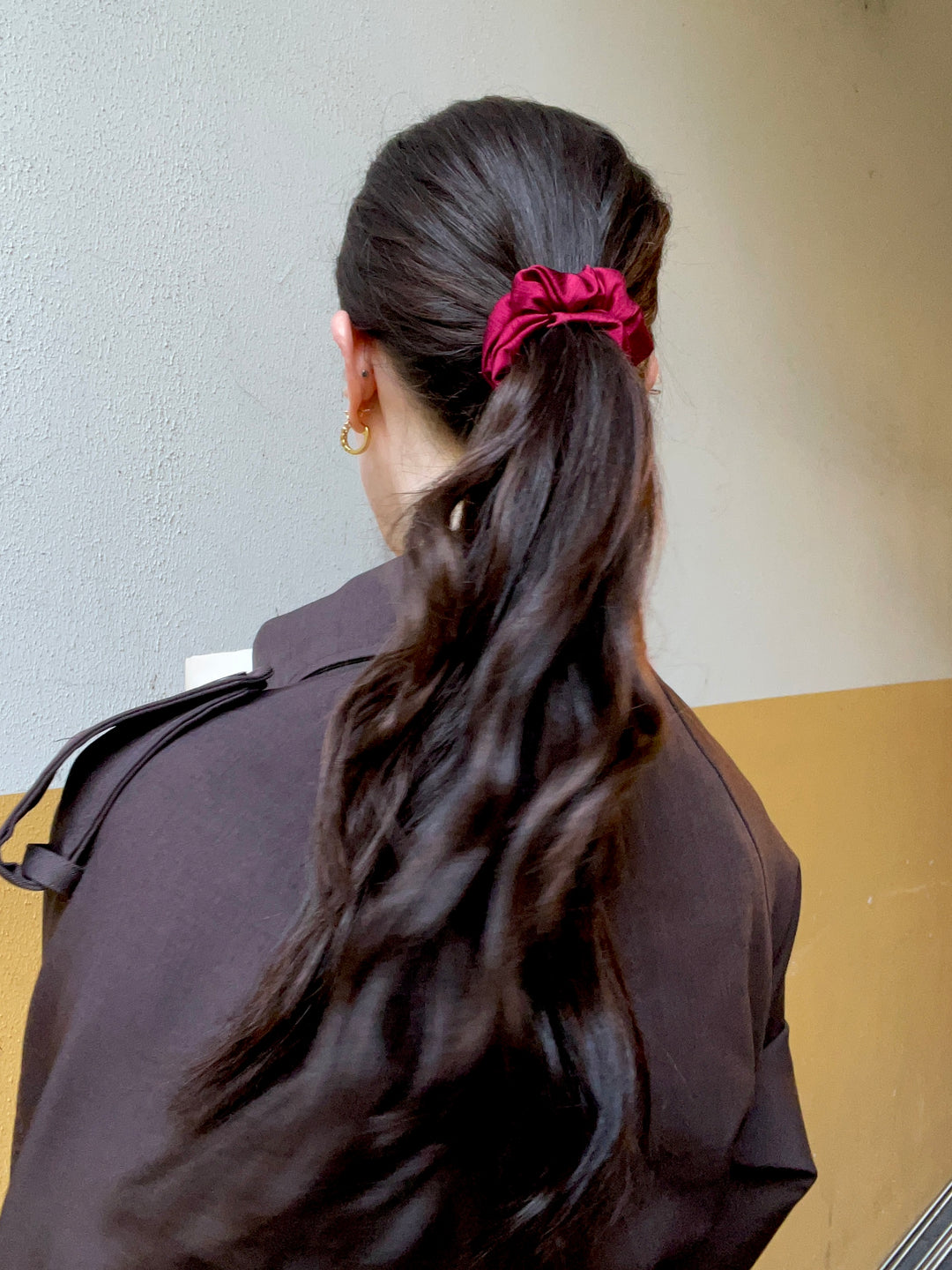 Scrunchie av restestoff liten - red satin