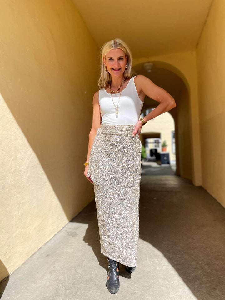 Never Fully Dressed skjørt Jaspre Maxi sequin skjørt - sølv