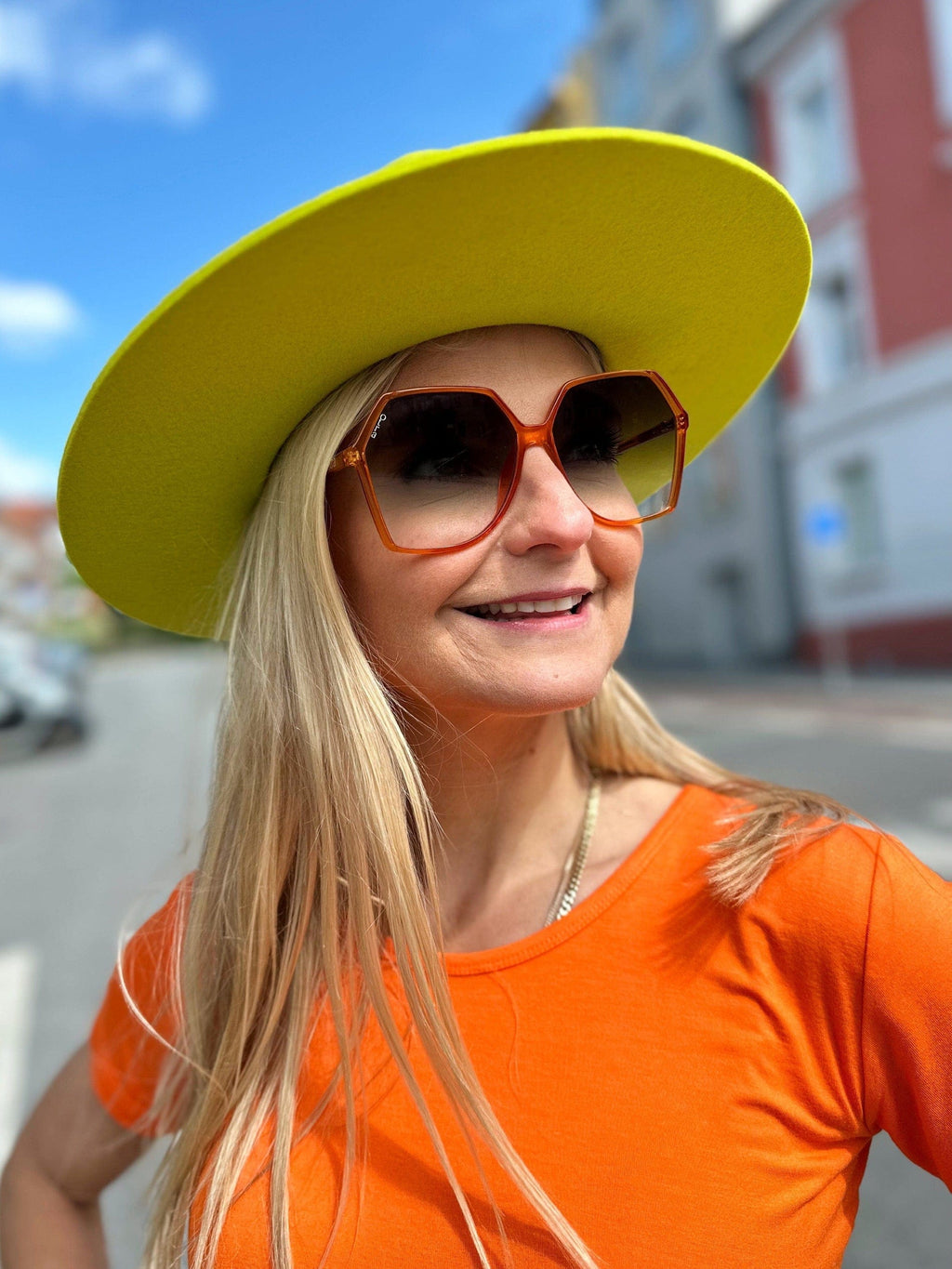 Otra Eyewear solbriller Solbrille Virgo - gold
