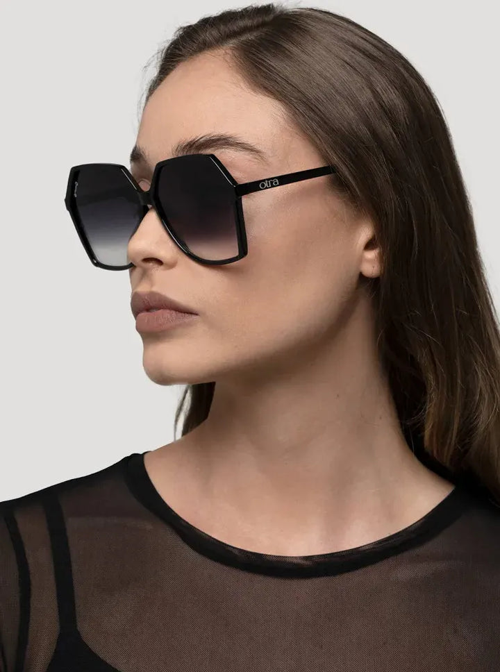 Otra Eyewear solbriller Solbriller Virgo - black fade