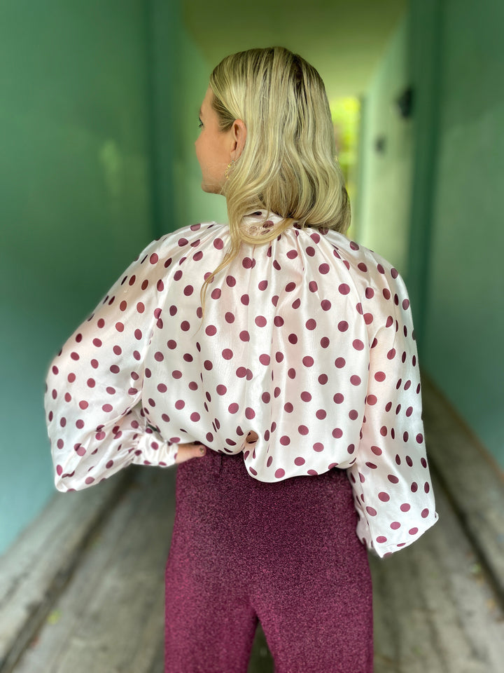 Ethel bluse - plomme prikker