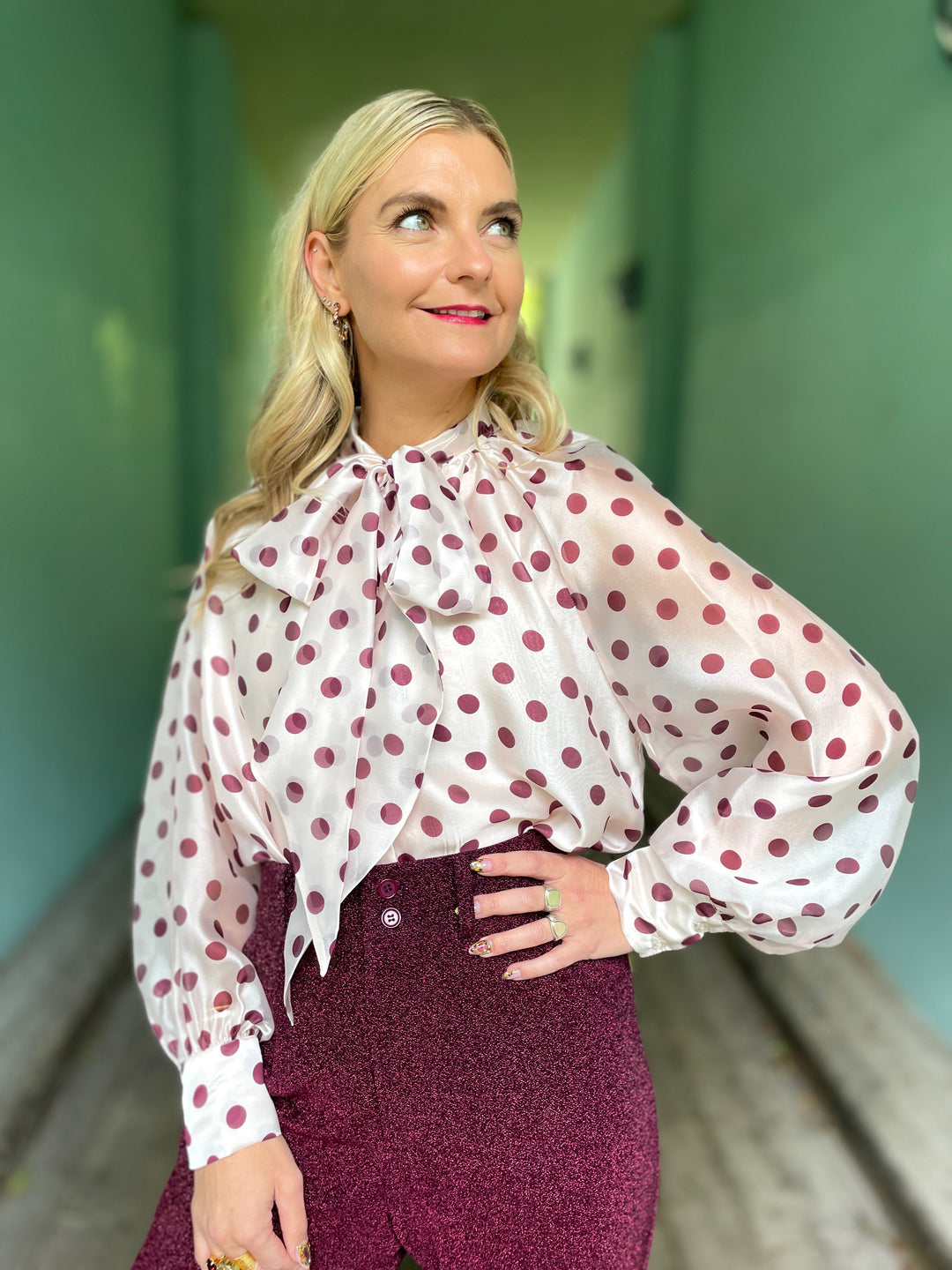 Ethel bluse - plomme prikker