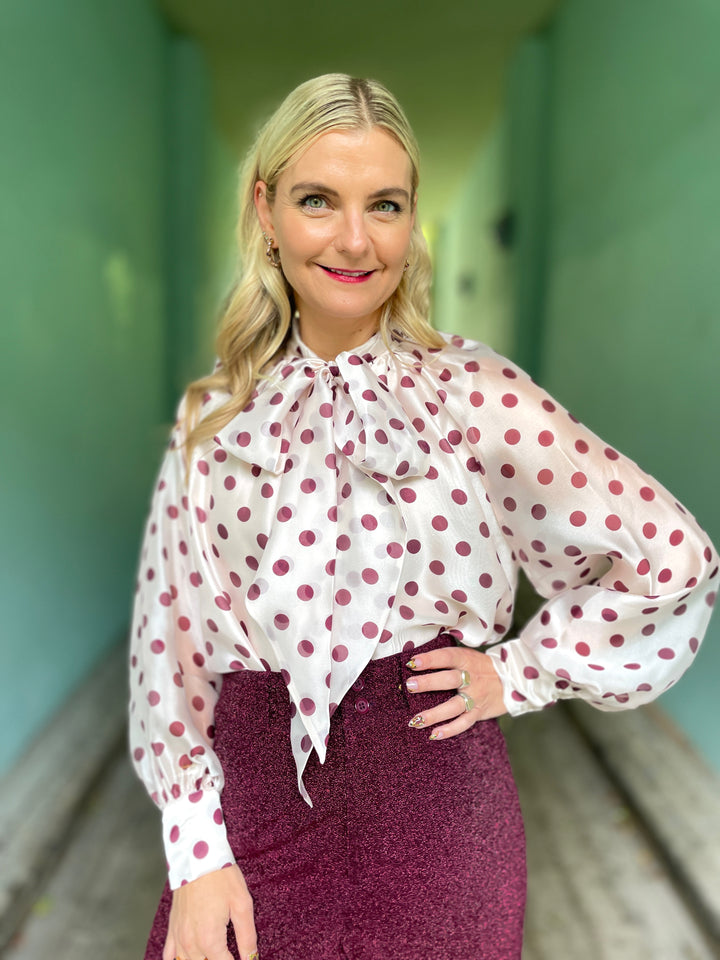 Ethel bluse - plomme prikker