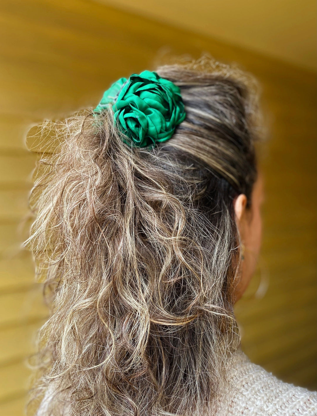 Pico hårpynt Hårklype Flower med blomst - bamboo grønn