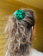 Last inn bildet i Galleri-visningsprogrammet, Pico hårpynt Hårklype Flower med blomst - bamboo grønn
