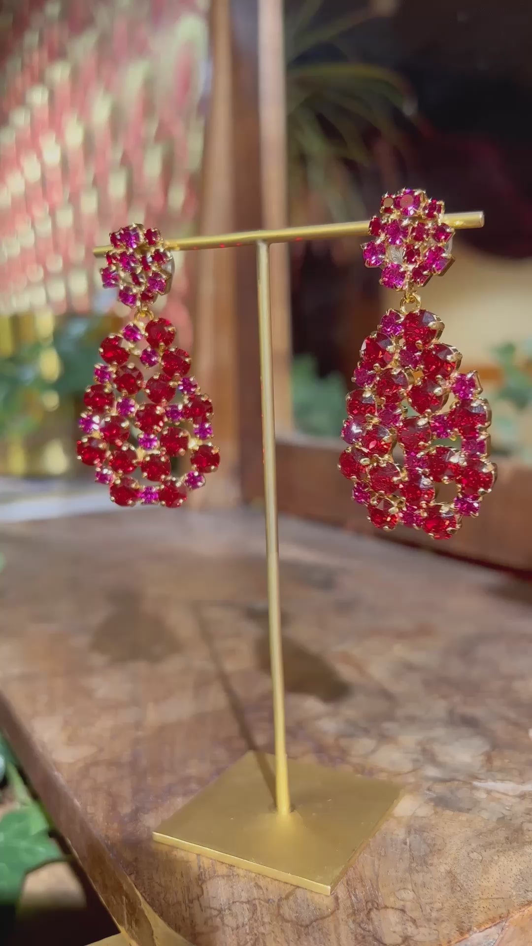 Hanna earrings - scarlet/fuchsia