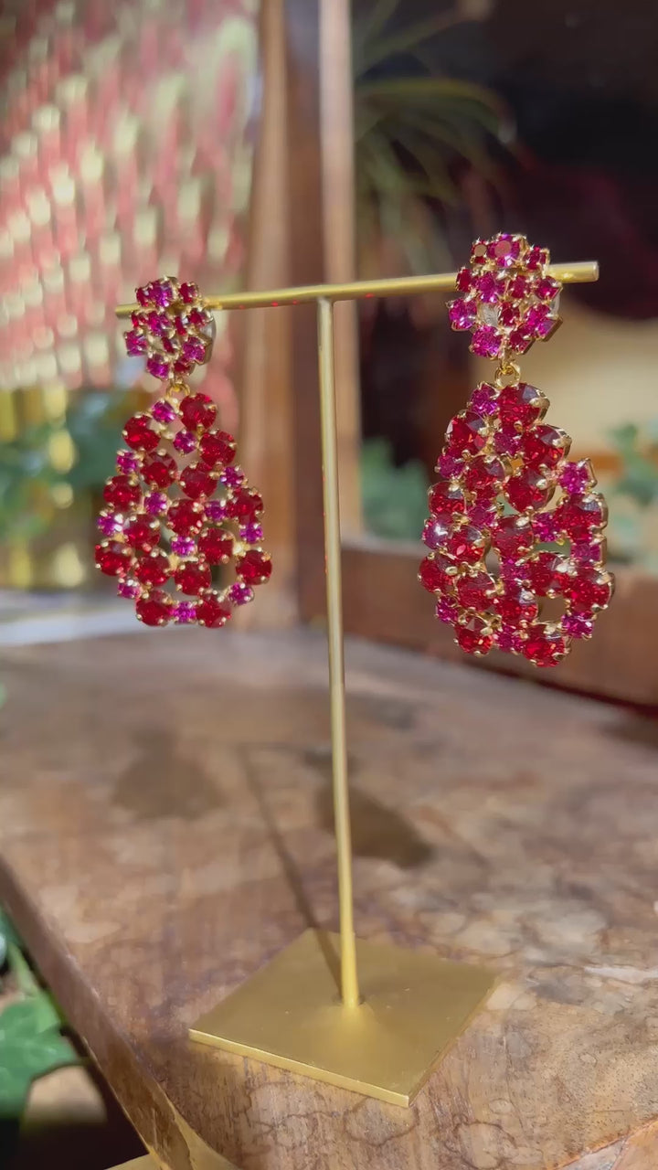 Hanna earrings - scarlet/fuchsia